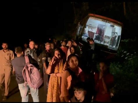 Nashik Kadi ST Bus Brake Failure Saputara Ghat; Driver Saves 37 ...