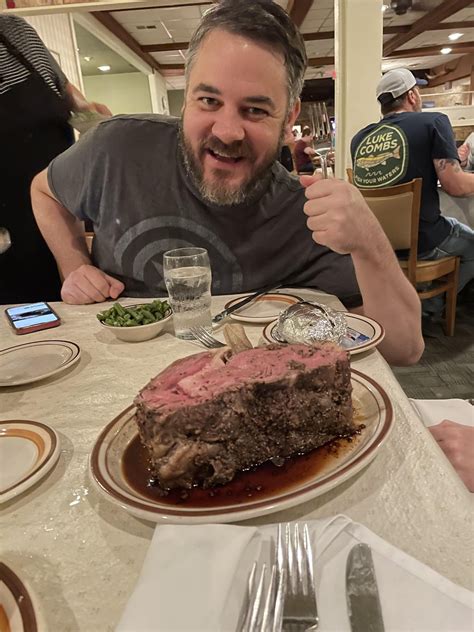 Farmer Browns 38oz “hired hand cut” prime rib in Waterloo, NE : r/steak