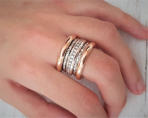 gold spinner rings for women apk v2.8.10