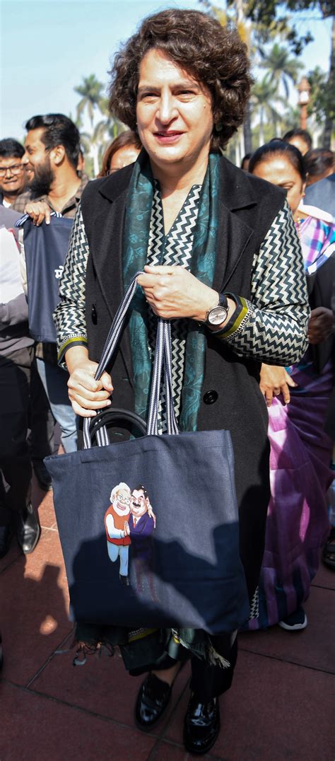 BJP MP gives Priyanka Gandhi handbag referencing Sikh riots | Bhaskar ...