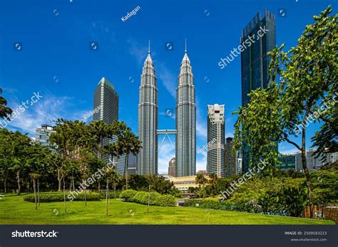 Kuala Lumpur Malaysia 07-03-2023 Kuala Lumpur Stock Photo 2509583223 | Shutterstock