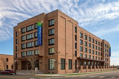 HOLIDAY INN EXPRESS PENSACOLA DOWNTOWN BY IHG - Hotel Reviews, Photos ...