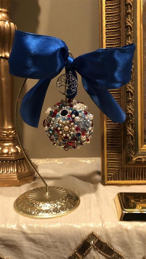 Pin by 2 María Natividad Rodríguez Ri on RELOJES DE PULSERA: Bisutería y Reciclaje in 2024 ...