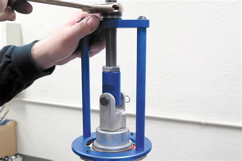 Motion Pro Motorcycle Spring Compressor 的图像结果