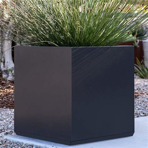 Amazon.com : Wallowa Metallic Heavy Cube Planter Box, Large Black ...