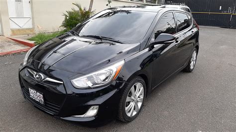 Hyundai Accent 2014 - Guatechivas.com