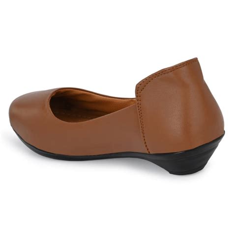 Eego Italy Comfortable And Stylish Women Cabin Crew/ Nurse/Police Unif