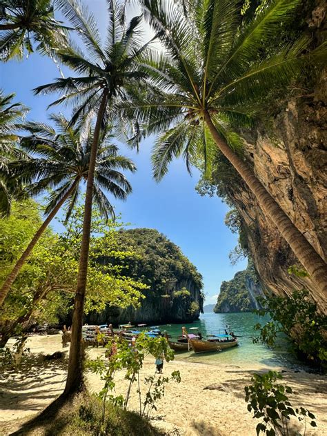https://thealwayswanderer.com/wp-content/uploads/2024/03/koh-island-thailand-800x1067.jpeg