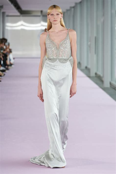 Emily Blunt and Florence Pugh Both Rocked Floating Straps at the 2024 Oscars | Vogue