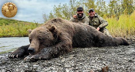 Giant Grizzly Taken in Alaska Is a New Record | Outdoor Life