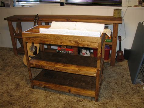 Homemade Changing Table 的图像结果