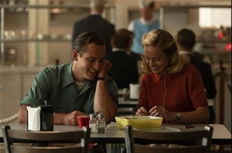 Lessons in Chemistry (2023)