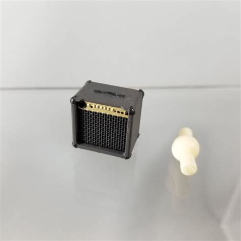 86 or 110 -Yui's Amplifier for Musical Instruments| Chibi Chop Shop