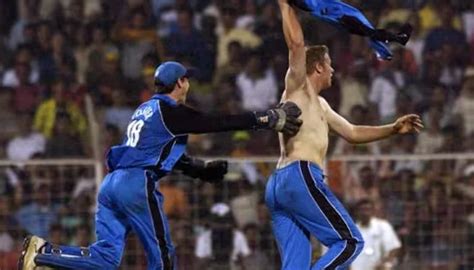 Sourav Ganguly's Shirt Removal Celebration at the Lords