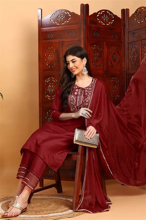 Red Silk Blend Embroidered Kurta Pant With Dupatta PKSKD1789 - Ahika