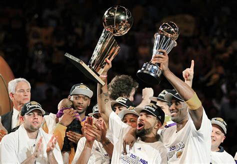 LA Lakers wins 2010 NBA Finals[9]