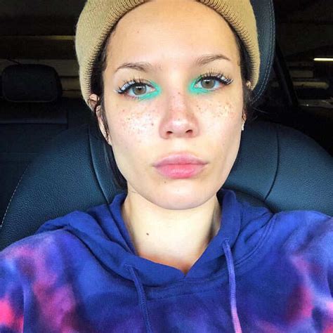 Halsey Is The Queen Of Colourful Eye Makeup And These 8 Looks Are Proof ...