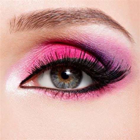 Step-by-Step Pink Eyeshadow Tutorial for Indian Beauties [2023] – De ...