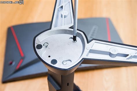 165Hz極速更新 微星MSI OPTIX AG32C & MAG24C 電競曲面顯示器試用 - Mobile01