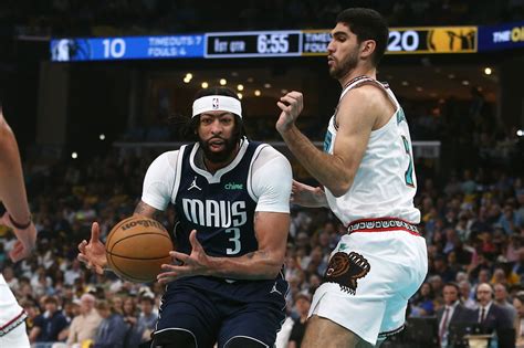 ‘Lakers Did Him Dirty’ – Anthony Davis’ 40-Pt Performance Earns Fan ...