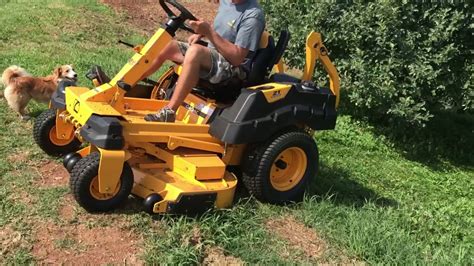CUB CADET Z1   Trattorino tosaerba professionale a raggio  
