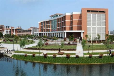 湖南城市学院2021年招生简章及招生计划发布-湖南城市学院管理学院