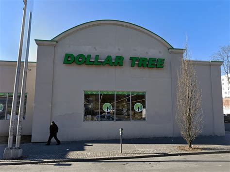 Yonkers Dollar Tree Store Allows Illegal Parking
