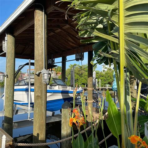 MANATEE BAY INN (Fort Myers Beach) - B&B Reviews, Photos, Rate ...