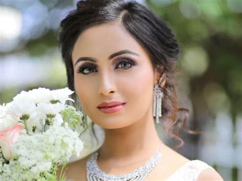 Suchi's Studio - Brash - Makeup Artist in Vadodara