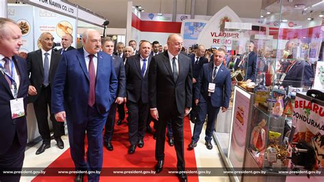 Лукашенко и Алиев посещают международную выставку Caspian Agro