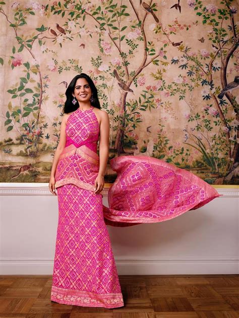 Isha Ambani in Roberto Cavalli's Bandhani saree gown blends Indian ...