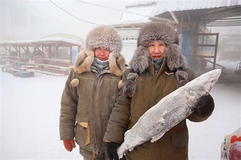 Temperature drops to -50°C in world's coldest city, Yakutsk | Pics ...