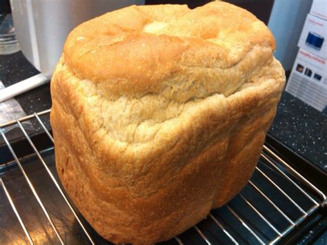 土司面包 的做法_【图解】土司面包 怎么做如何做好吃_土司面包 家常做法大全_摩飞_豆果美食