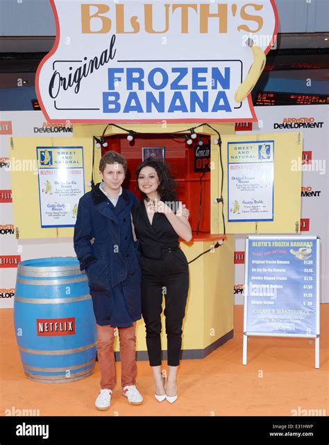 Arrested Development Season 2 Poster