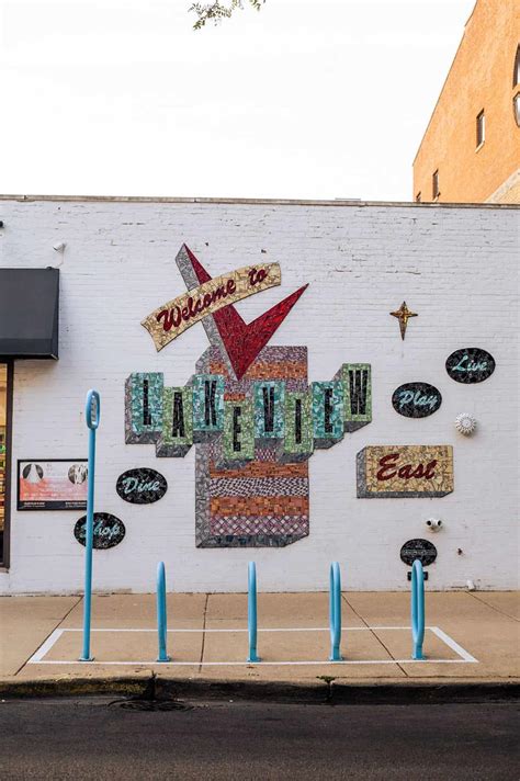 The Medallion: Lakeview Chicago Luxury Apartments