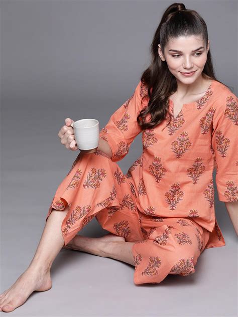 Buy Coral Printed Cotton Night Suit Online at Rs.1139 | Libas