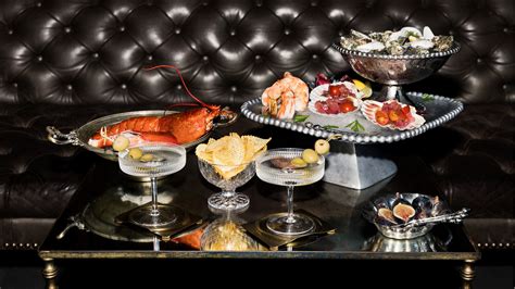 Downtown Culver City Restaurants | Bar & Dining | The Culver Hotel