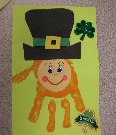 Leprechaun Hand Print Card. Click here for more fun crafts for St ...