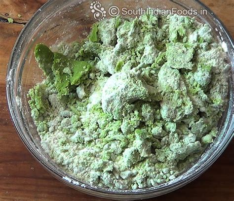 Spinach murukku | Palak chakli-How to make-Step by step photos & Video