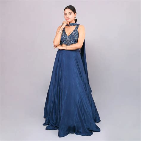 Blue Crop Top Lehenga with Choker Dupatta – vastrachowk