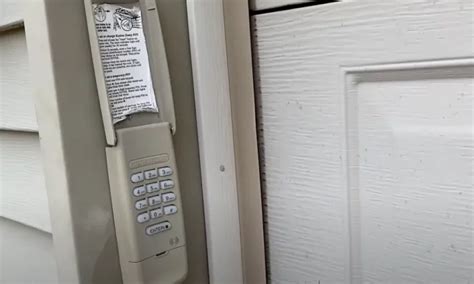 Chamberlain Keypad Troubleshooting 的图像结果