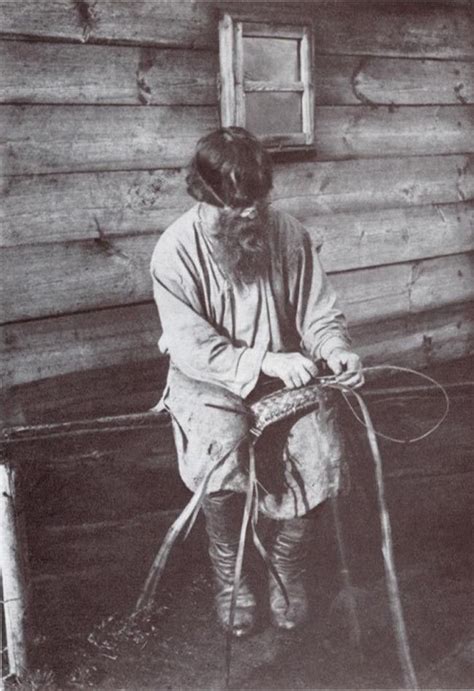 Традиционные промыслы и ремёсла на Руси: редкие исторические фото в ...