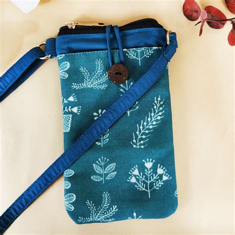 Loop Mobile Sling Bag-Teal Warli – Crafthues