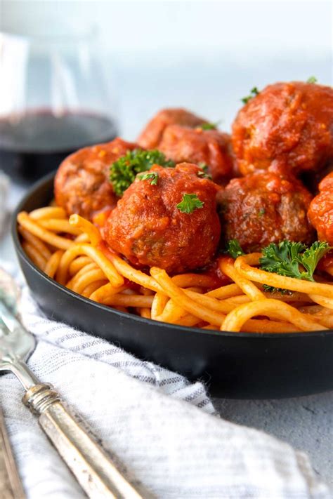 No-Breadcrumb All-Beef Meatballs (Gluten-Free) - Easy Recipe!
