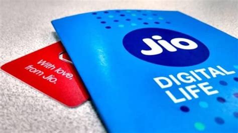 Reliance Jio price hike: ആരും അറിയാതെ; നൈസായിട്ട് നിരക്ക് വ ...