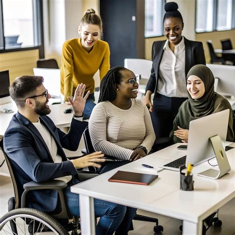 Employee 的图像结果