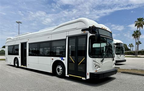 2 Train Shuttle Bus Service 的图像结果