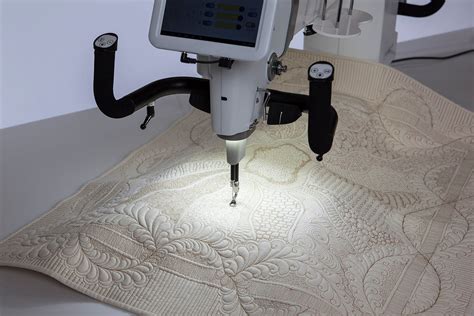 Rezultat imagine pentru Long Arm Quilting Software Programs