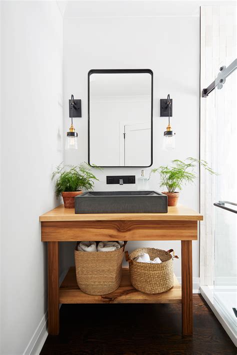 27 Best Paint Colors for Small Bathrooms