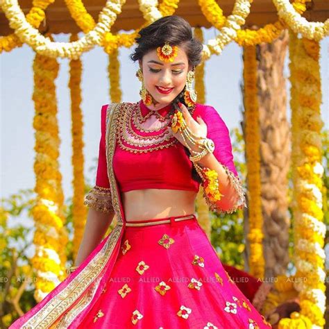 Collar Neck Patterns That Prove This is One Hell of a Style